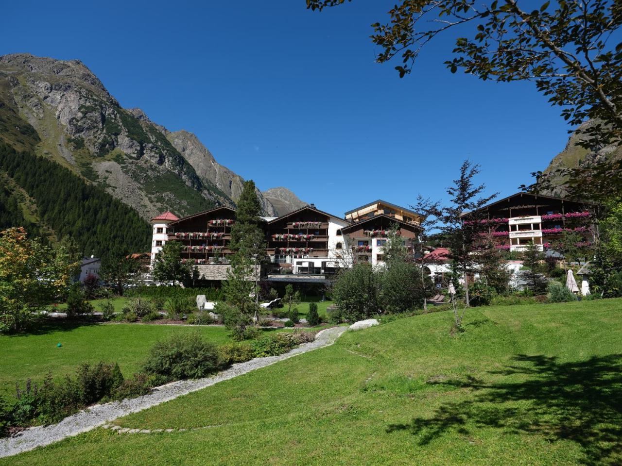 Verwoehnhotel Wildspitze Sankt Leonhard im Pitztal Eksteriør billede